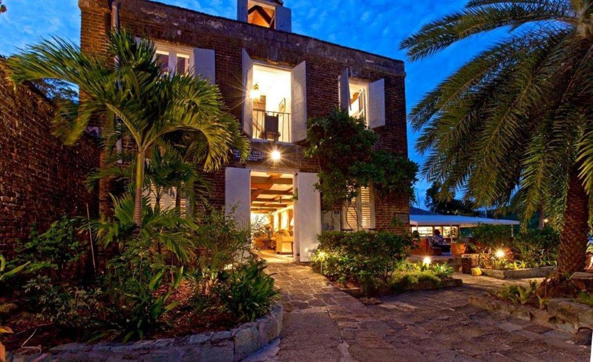 Admiral'S Inn And Gunpowder Suites English Harbour Extérieur photo