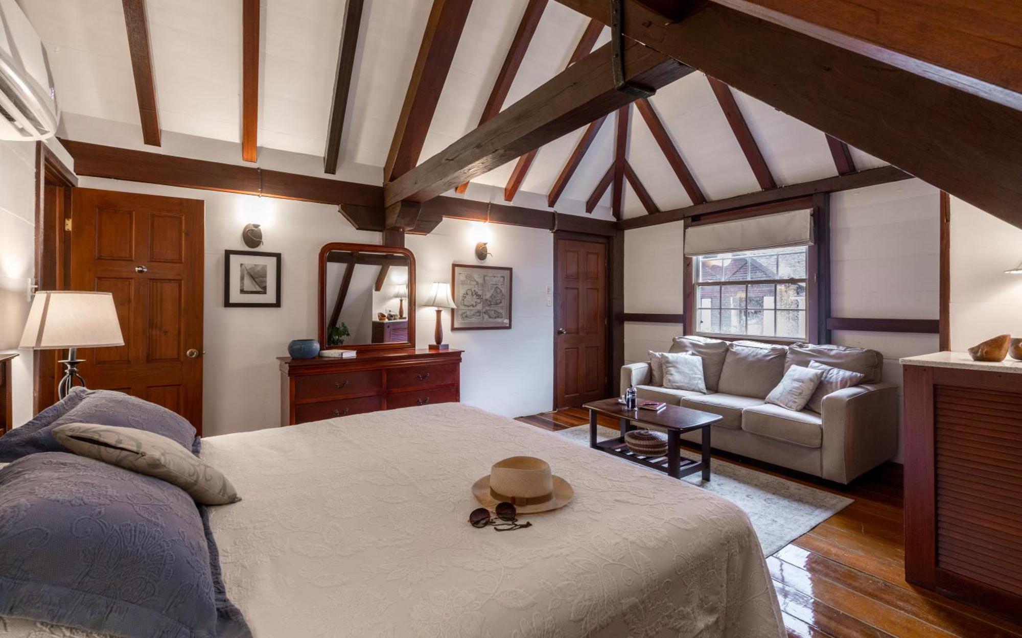 Admiral'S Inn And Gunpowder Suites English Harbour Extérieur photo